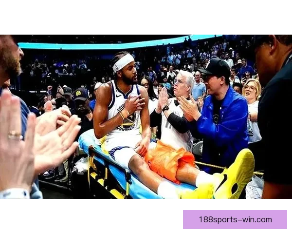 穆迪将随队回湾区接受核磁共振检查 期待早日康复